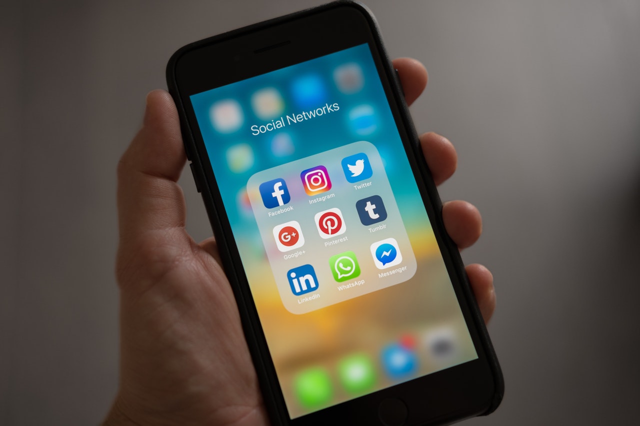 financial influencer marketing