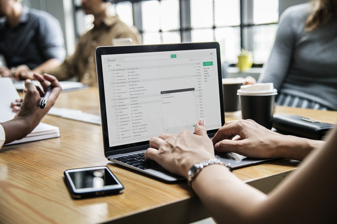 financial email marketing