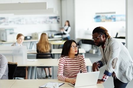 Conversation in office