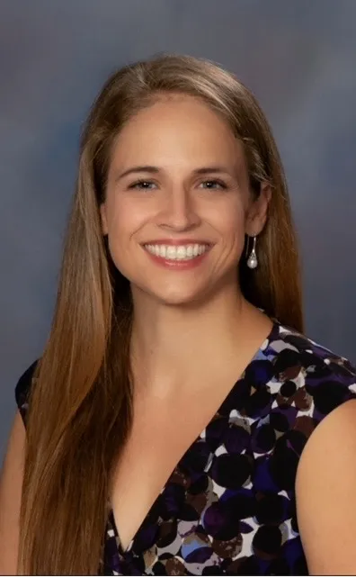Amanda Berkey Headshot